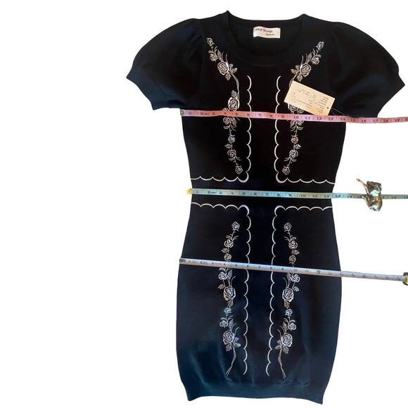 West Bridge Apparel Black Embroidered Knit Puff Sleeve Dress Prototype Sample M - Picture 6 of 8